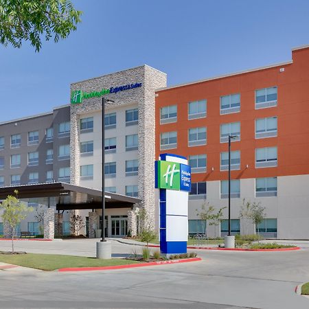 Holiday Inn Express & Suites - Dallas Nw Hwy - Love Field By Ihg Zewnętrze zdjęcie