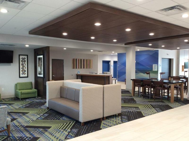 Holiday Inn Express & Suites - Dallas Nw Hwy - Love Field By Ihg Zewnętrze zdjęcie